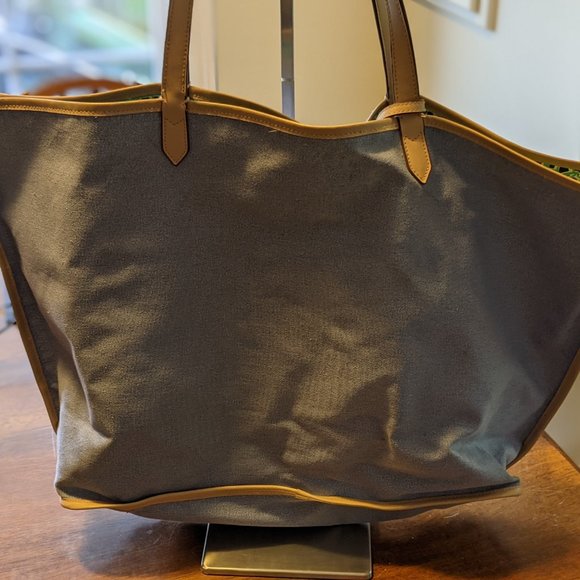 Reversible Voyage Tote - Chambray/Mint - Picture 2 of 3